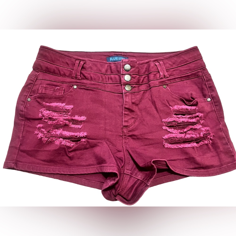 Shorts - Picture 1 of 4